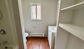 70 Weber Ave APT 1B, Bridgeport, CT 06610