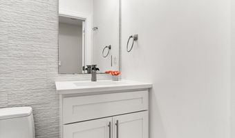 286 Sumner St 1, Boston, MA 02128