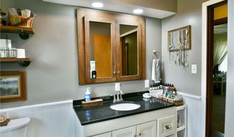 3192 New Milford Rd, Atwater, OH 44201