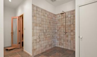 1 LAKE POTOMAC Ct, Potomac, MD 20854