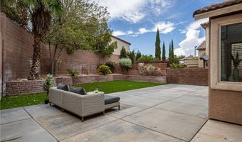 537 Lacabana Beach Dr, Las Vegas, NV 89138