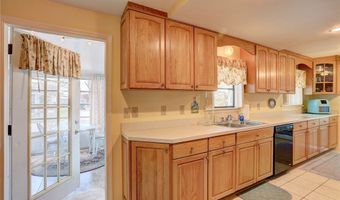 1100 Sabal Palm Ln, Barefoot Bay, FL 32976