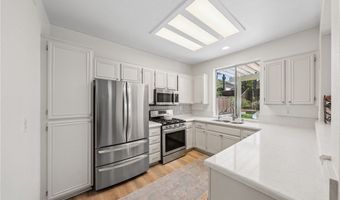 32005 Calle Ballentine, Temecula, CA 92592