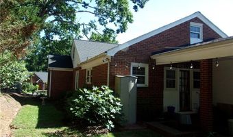 1247 Sunset Dr, Asheboro, NC 27205