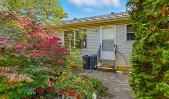 1312 Spar Ave, Beachwood, NJ 08722