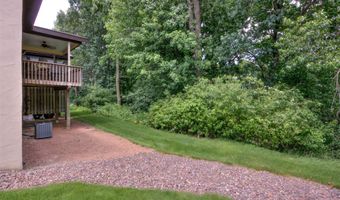 1312 Knollwood Trl, Altoona, WI 54720