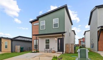 930 Ventnor Ave, Bentonville, AR 72713