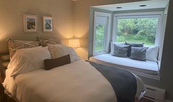 2 Lookout Point Rd, Bar Harbor, ME 04609