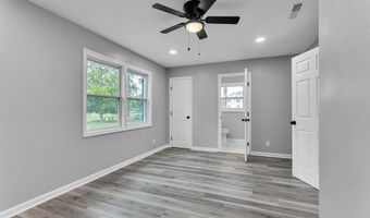 701 E Fourth St, Adel, GA 31620
