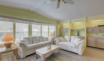 638 Papaya Cir, Barefoot Bay, FL 32976