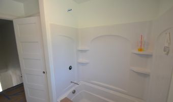 40 Tirrell Hill Rd, Bedford, NH 03110