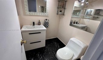2750 NE 183rd St 201, Aventura, FL 33160