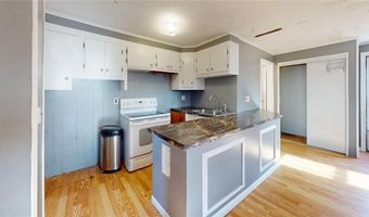 226 Marshall Ave, Cumberland, RI 02864