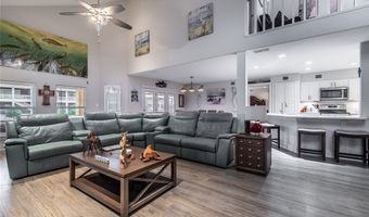 129 Sea Breeze Dr, Aransas Pass, TX 78336