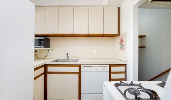 2307 Pittsfield Blvd, Ann Arbor, MI 48104