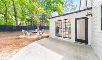 4929 Willow Crk, Woodstock, GA 30188
