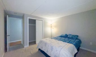 126 Triangle St APT B22, Danbury, CT 06810