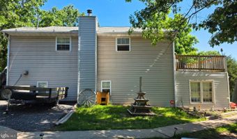 333 SHORT MOUNTAIN Dr, Augusta, WV 26704