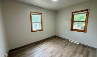 406 Roosevelt Ave NE, Bowbells, ND 58721