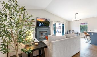 1962 Buckskin Gln, Escondido, CA 92027