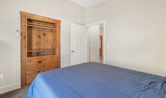 156 Congress St, Belfast, ME 04915