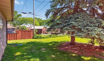 2206 N MCDONALD St, Appleton, WI 54911