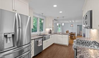 2594 Division Rd, East Greenwich, RI 02818