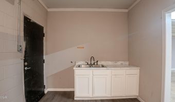 835 E Lincoln Rd, Alcoa, TN 37701