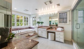 4820 Encino Ter, Encino, CA 91316