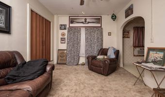 306 W 2ND St, Annawan, IL 61234
