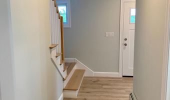 47 Woodbrey Ln, Standish, ME 04084