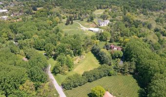 5-1 2 LARCHMONT Ct, Hockessin, DE 19707