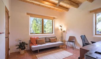 9 Desiderio, Arroyo Seco, NM 87514