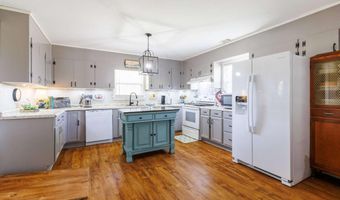 187 Jefferson Rd, Adel, GA 31620