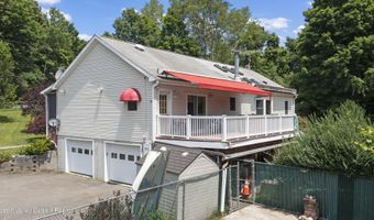 112 New Forge Road 1, Ancram, NY 12502