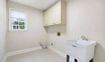5185 Catalpa Knl, Acworth, GA 30101