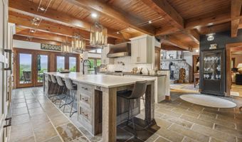 463 North Rd, Barnard, VT 05032
