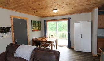 12366 Pleasanton Rd, Athens, OH 45701
