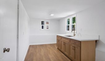 10437 Helendale Ave, Los Angeles, CA 91042