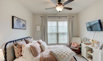 50 High Water Dr, Benton, LA 71006