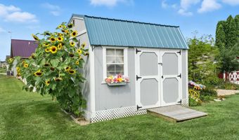 1303 Virginia Ln, Auburn, IN 46706