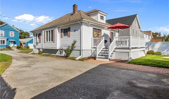 17 Mowry Ave, Cumberland, RI 02864