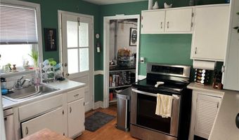 34 Nimitz Rd, East Providence, RI 02916