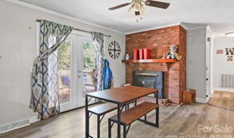 809 Elaine Dr, Albemarle, NC 28001