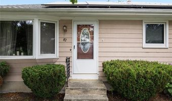 82 Sherry Ave, Bristol, RI 02809