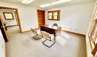 1045 Broadway, Bangor, ME 04401