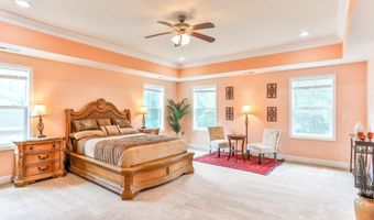 7313 BYRNELEY Ln, Annandale, VA 22003