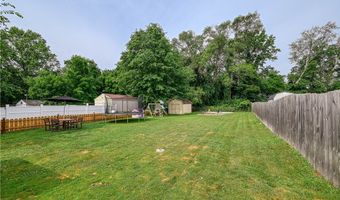 3236 S Bender Ave, Akron, OH 44319