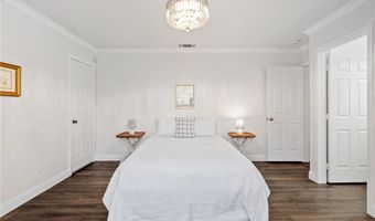 22163 Broken Lance Rd, Apple Valley, CA 92307