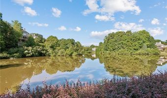 675 FALLS LAKE Dr, Alpharetta, GA 30022